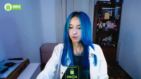 Snapshot of dakota_senju chatting on 12.21.24 Maca online show from 12.21.24