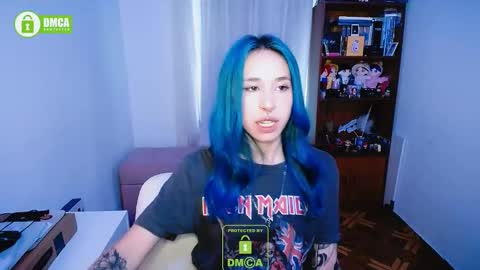 Snapshot of dakota_senju chatting on 12.22.24 Maca online show from 12.22.24