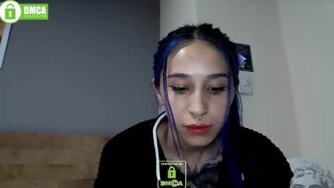Snapshot of dakota_senju chatting on 01.01.25 Maca online show from 01.01.25