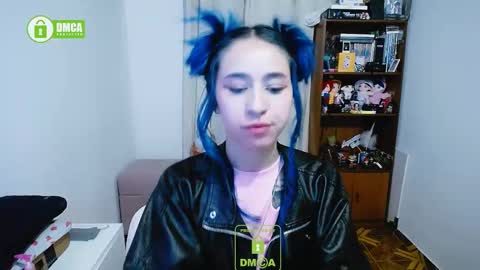 Snapshot of dakota_senju chatting on 01.23.25 Maca online show from 01.23.25