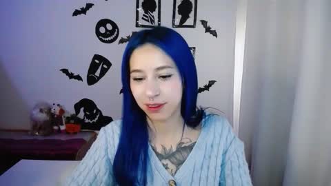 Snapshot of dakota_senju chatting on 10.06.25 Maca online show from 10.06.25