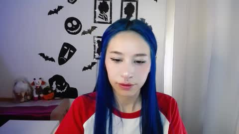 Snapshot of dakota_senju chatting on 10.08.25 Maca online show from 10.08.25