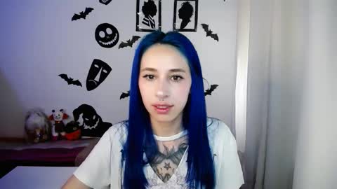 Snapshot of dakota_senju chatting on 10.11.25 Maca online show from 10.11.25