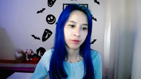 Snapshot of dakota_senju chatting on 10.18.25 Maca online show from 10.18.25