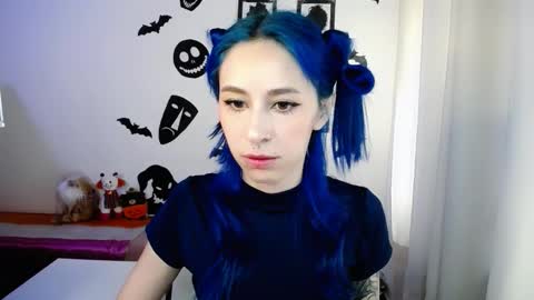 Snapshot of dakota_senju chatting on 10.20.25 Maca online show from 10.20.25