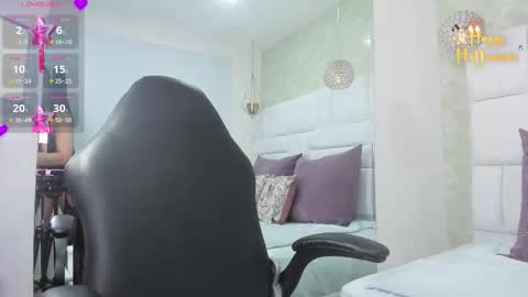 Dakota Winslow online show from 10.13.25