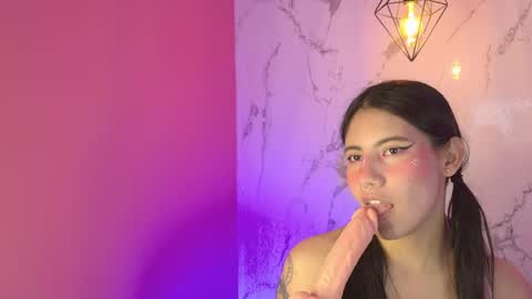 dakotaa_johnson online show from 05.14.26