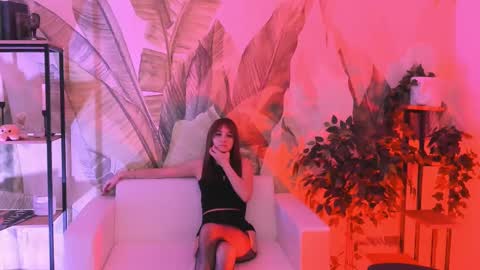 dakotaajohnnson online show from 02.25.25