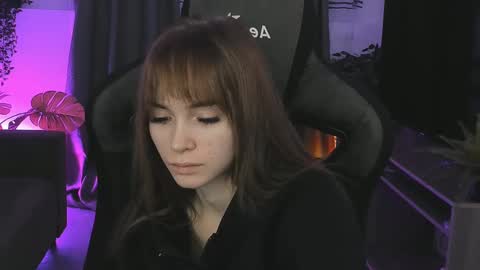 dakotaajohnnson online show from 02.25.25