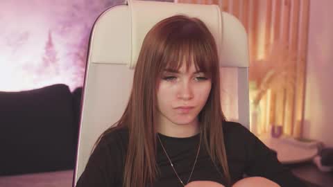 dakotaajohnnson online show from 03.04.25