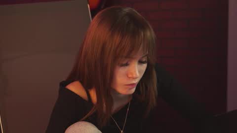 dakotaajohnnson online show from 03.05.25