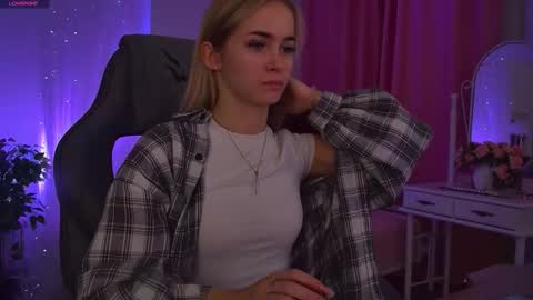 dakotaajohnnson online show from 10.27.25