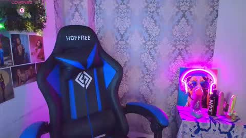 Snapshot of dakotababy_ chatting on 02.20.26 Dakota Baby online show from 02.20.26