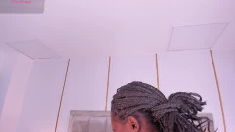 Snapshot of dakotawangi chatting on 02.16.26 online show from 02.16.26