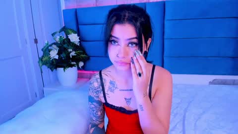   online show from 02.08.25