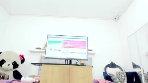  Ren  online show from 09.22.25