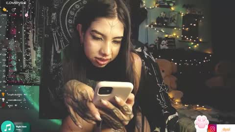 Snapshot of dalia_vorhees chatting on 12.10.24 dalia_vorhees online show from 12.10.24