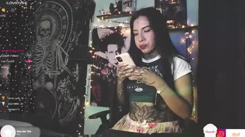 Snapshot of dalia_vorhees chatting on 01.06.25 dalia_vorhees online show from 01.06.25
