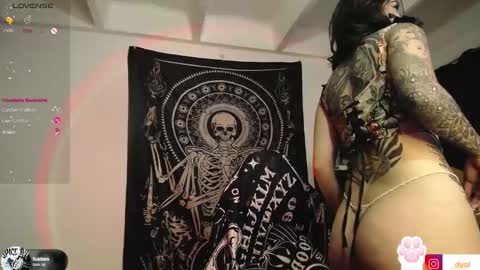 Snapshot of dalia_vorhees chatting on 02.21.25 dalia_vorhees online show from 02.21.25