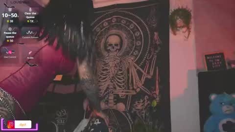 dalia_vorhees online show from 11.21.25