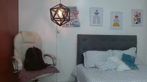 Dalila online show from 10.04.25