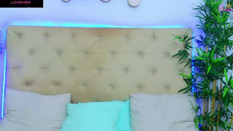 Snapshot of daliyaa_ chatting on 05.19.26 daliyaa_ online show from 05.19.26