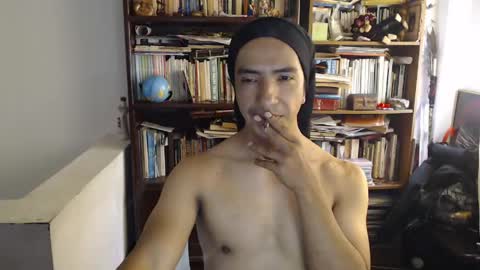 Snapshot of daliygala chatting on 04.21.26 JamesDali online show from 04.21.26