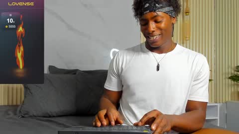 Snapshot of dalton_asher chatting on 12.28.24 dalton_asher online show from 12.28.24