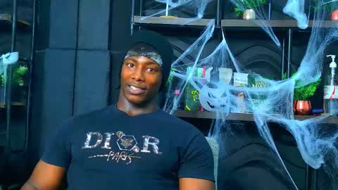 Snapshot of dalton_asher chatting on 10.25.25 dalton_asher online show from 10.25.25