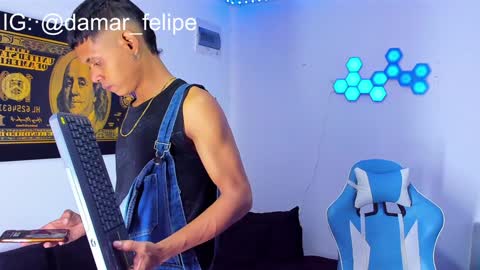 damar_felipe online show from 12.18.24