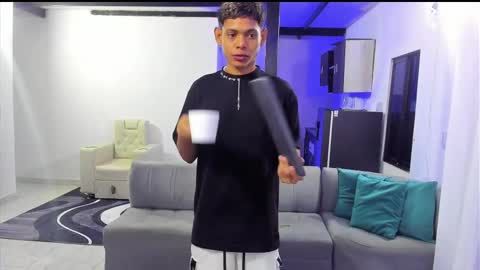 damar_felipe online show from 02.14.25