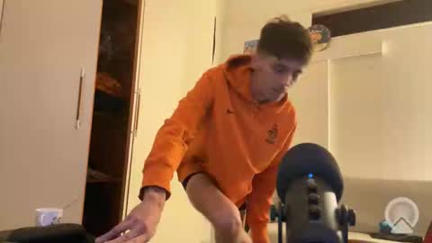 OnlyEry online show from 10.19.25