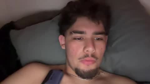 Snapshot of damiam_xj chatting on 12.17.24 damiam xj online show from 12.17.24