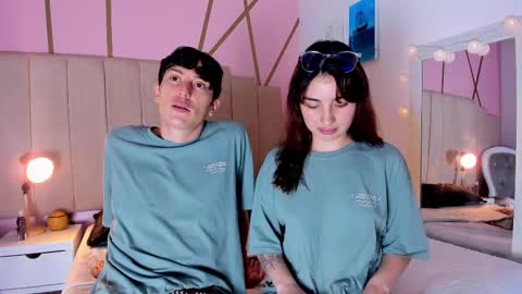 Snapshot of damian_n_maya chatting on 03.06.25 Damian   Maya online show from 03.06.25