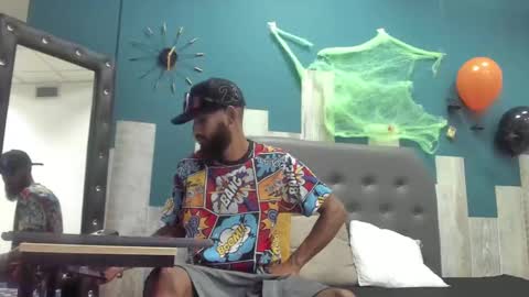 Snapshot of damian_shakur chatting on 10.27.25 damian_shakur online show from 10.27.25