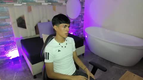 damian_tay online show from 05.02.26
