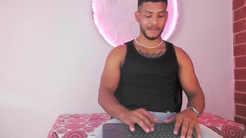 Snapshot of damiann_rees chatting on 01.08.25 instagram damiannreed. online show from 01.08.25