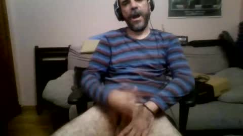 Snapshot of damianour chatting on 10.27.25 damianour online show from 10.27.25