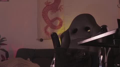 insta damn8   --------  online show from 03.05.25