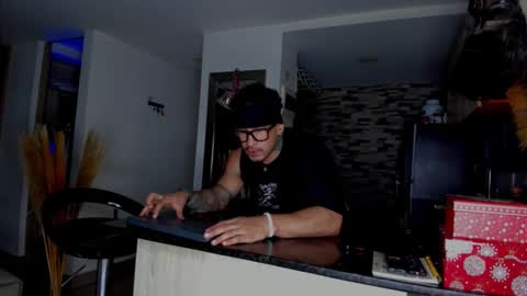 INSTAGRAM  DAMMIANMILLEROFICIAL online show from 12.20.25