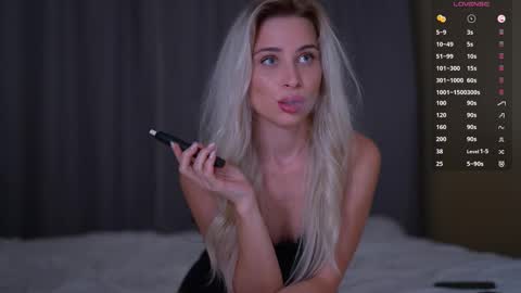Ashley online show from 09.11.25