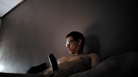 DamnSexy0102 online show from 06.15.26