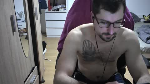 King Dan online show from 03.12.25