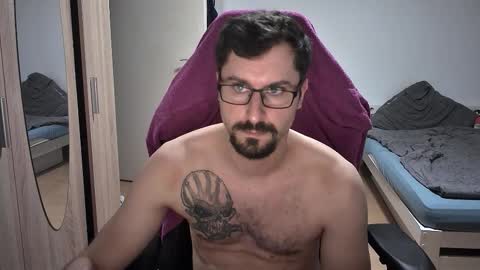 King Dan online show from 09.19.25