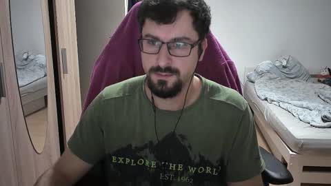 King Dan online show from 10.04.25