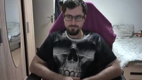 King Dan online show from 10.07.25