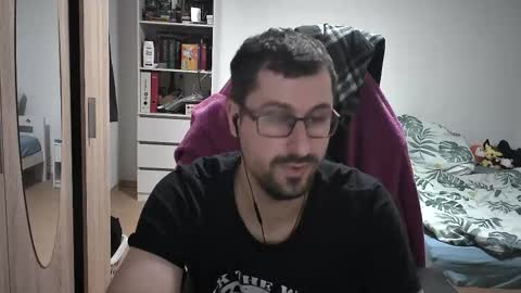 King Dan online show from 11.04.25