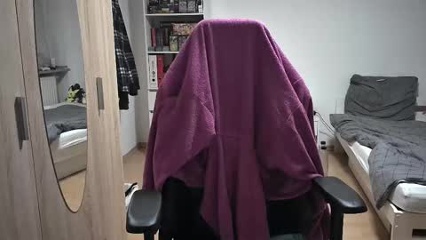 King Dan online show from 11.23.25