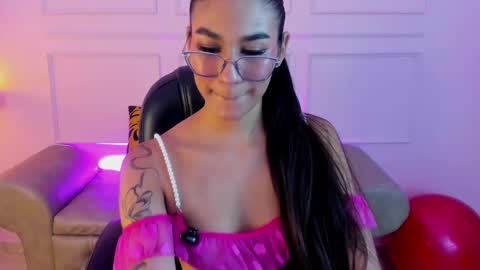 Snapshot of dana_paula chatting on 09.21.25 dana_paula online show from 09.21.25