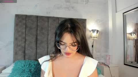 Dana Vega online show from 02.04.25